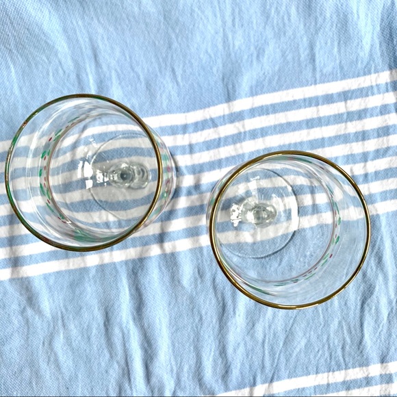Holiday Drinking Glasses (2) - Picture 3 of 11